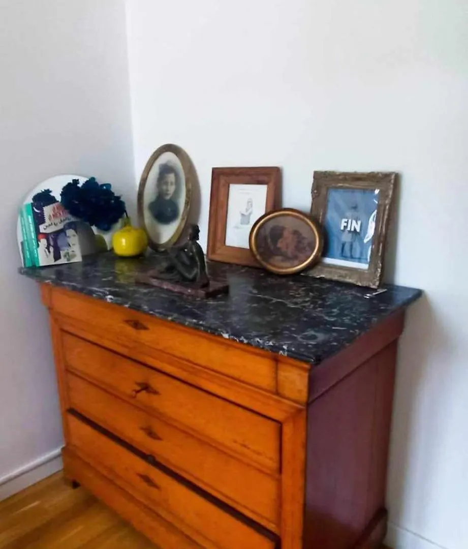 Bedroom For 2 House With Garden Lorient Downtown Франция